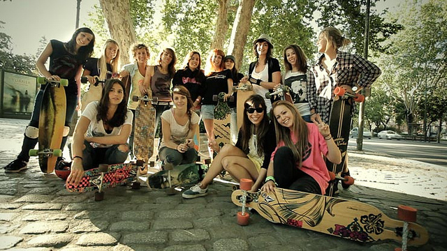 Stylons, Longboard Girls Crew Madrid, Endless Roads, Costa da Morte Stylons, Longboard Girls Crew Madrid, Endless Roads, Costa da Morte