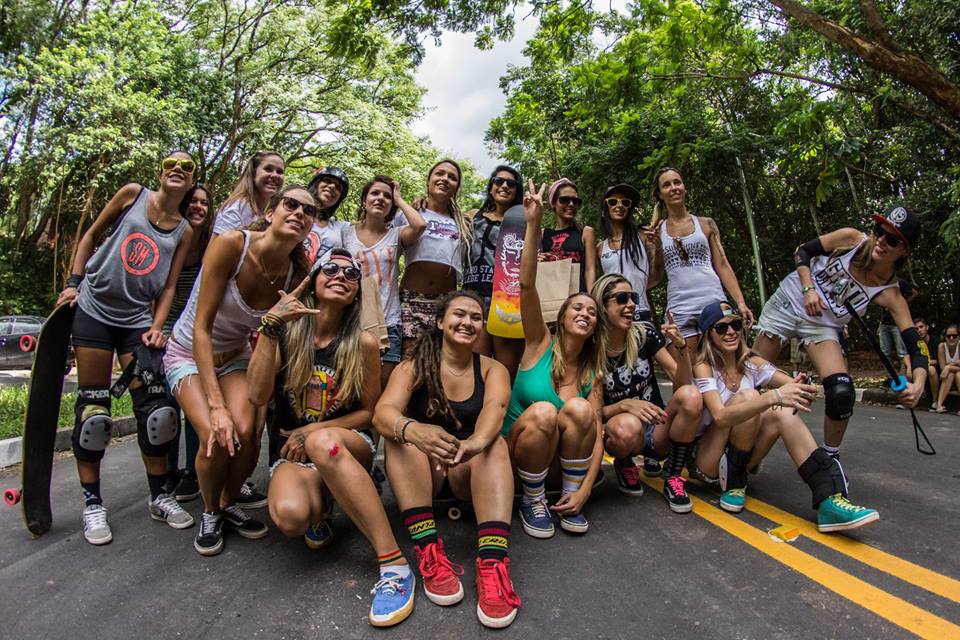 1 Ladeira Femenina, Brasil, Longboard Girls Crew