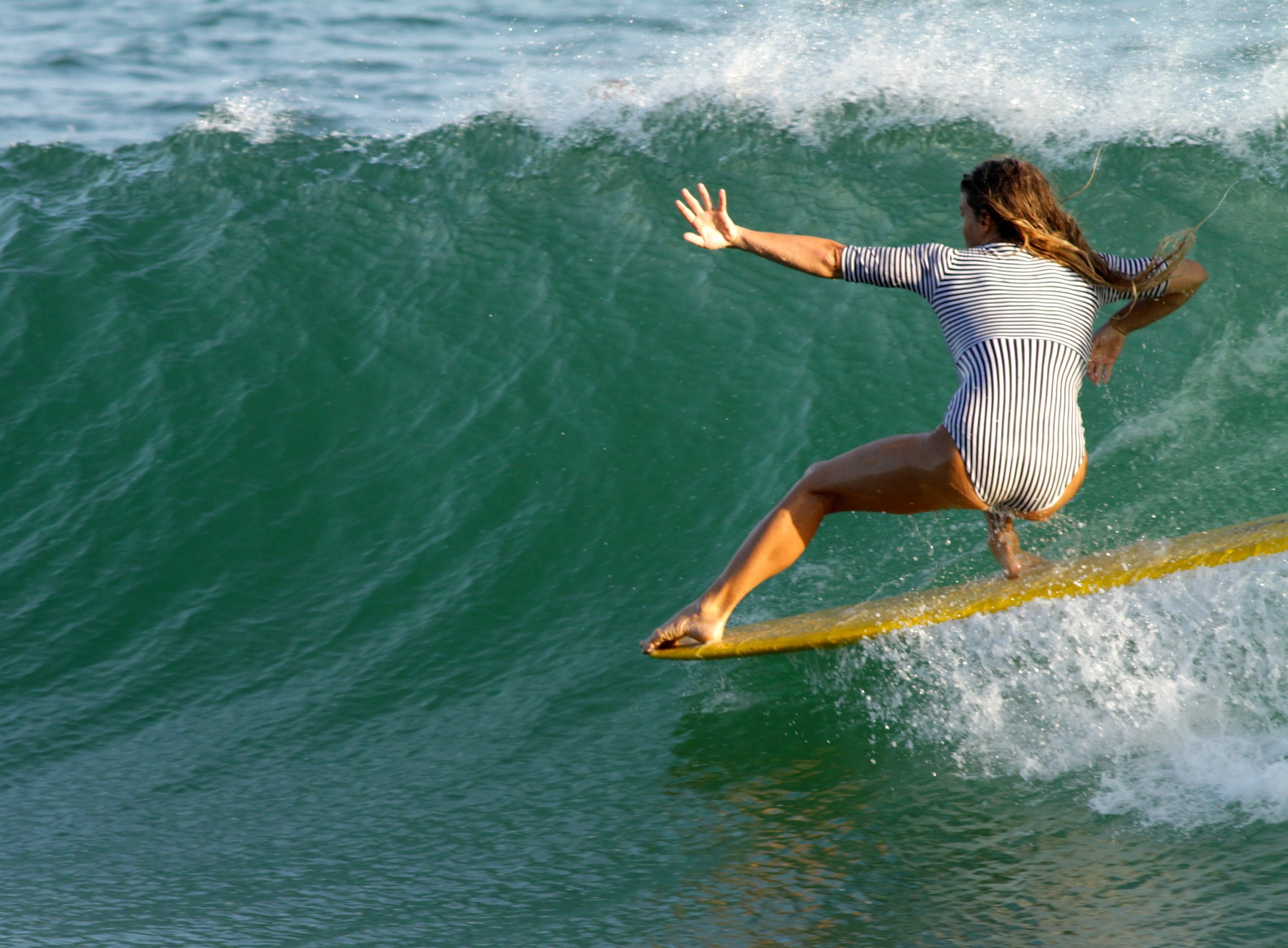 leah dawson, surfing, surf, longboard girls crew, gender equality, fun, cool, rad, sun, surf like a girl, like a woman